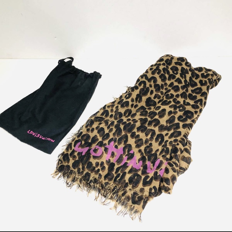 【ブランド買取】ルイヴィトン レオパード 豹柄 大判ストール を高価買取しました。買取専門店ブランドクラウン仙台一番町店 買取専門店